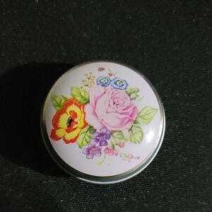 Vintage Mini Tin